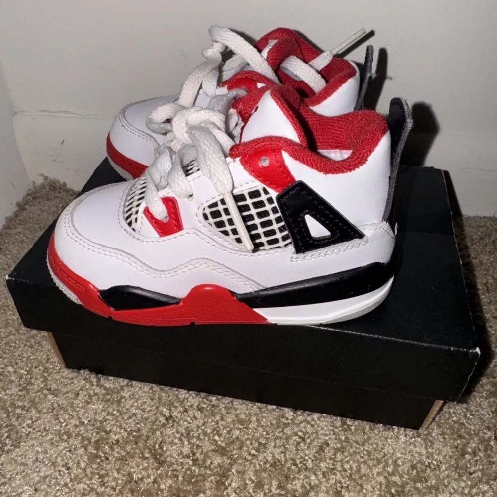 Nike Air Jordan 4 Retro Fire Red White Black BQ7670-160 Td Toddlers Size 6C - Picture 5 of 8